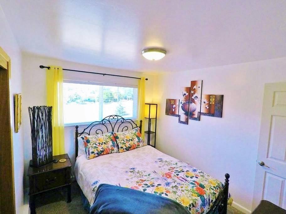Sauna & Steam Larch Avenue Getaway Villa Port Angeles Esterno foto