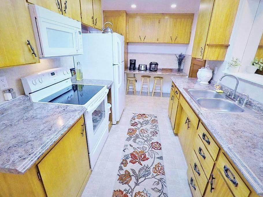Sauna & Steam Larch Avenue Getaway Villa Port Angeles Esterno foto